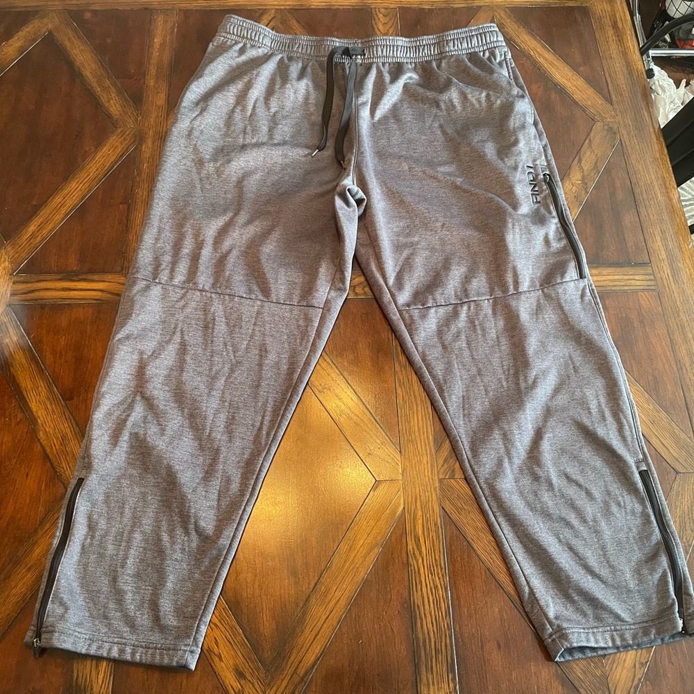 Gray Men’s And1 Sweatpants